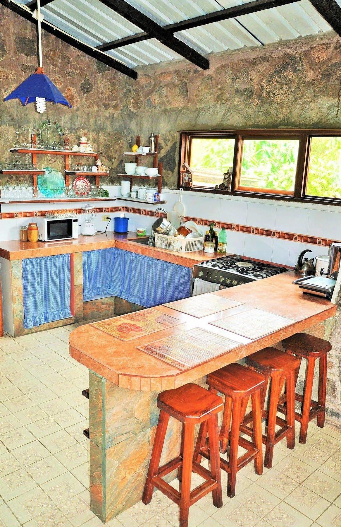 Lava House Gasthof Puerto Ayora (Galapagos Islands)