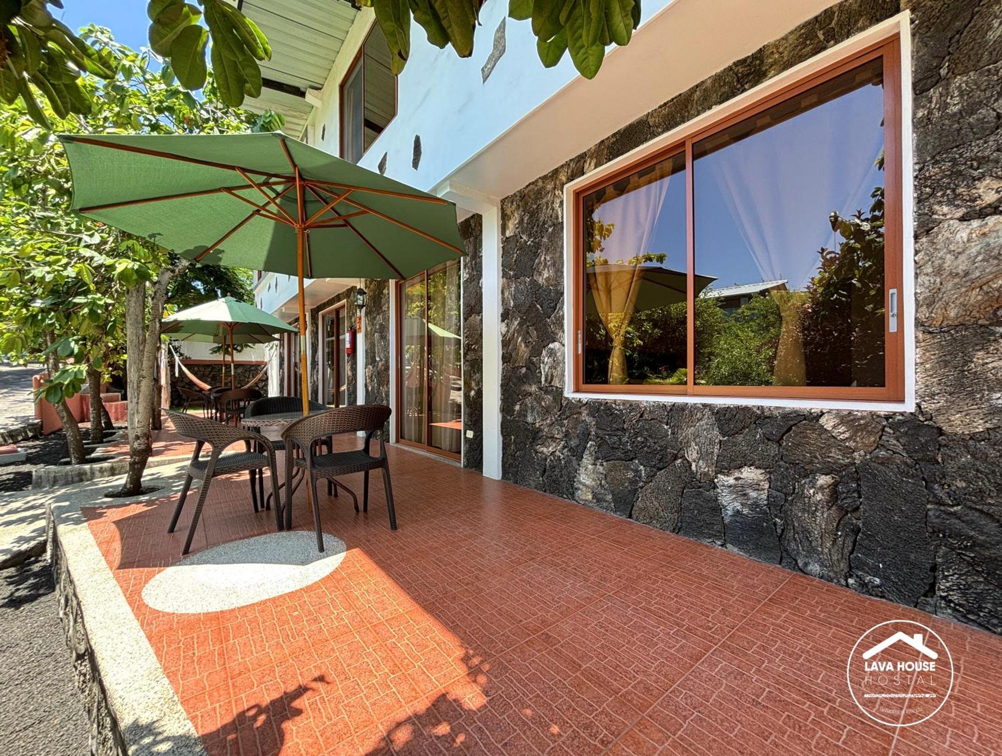 Guest house Lava House Puerto Ayora (Galapagos Islands)